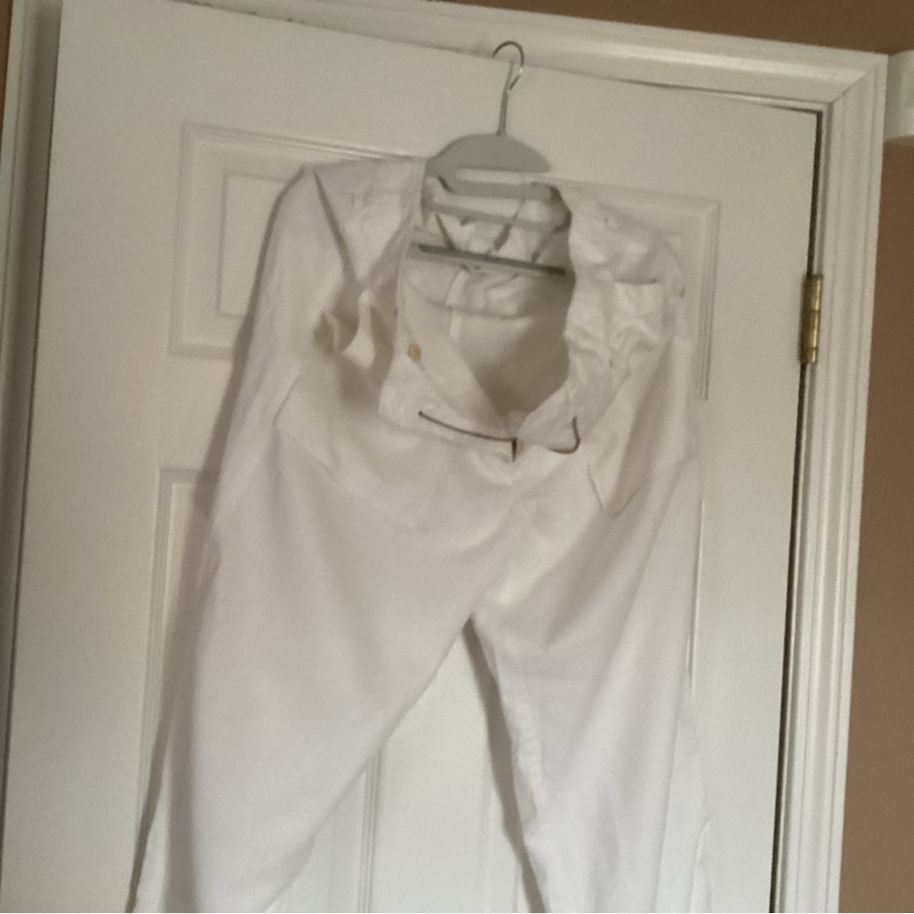 Stylish White Pants linen machine wash never worn